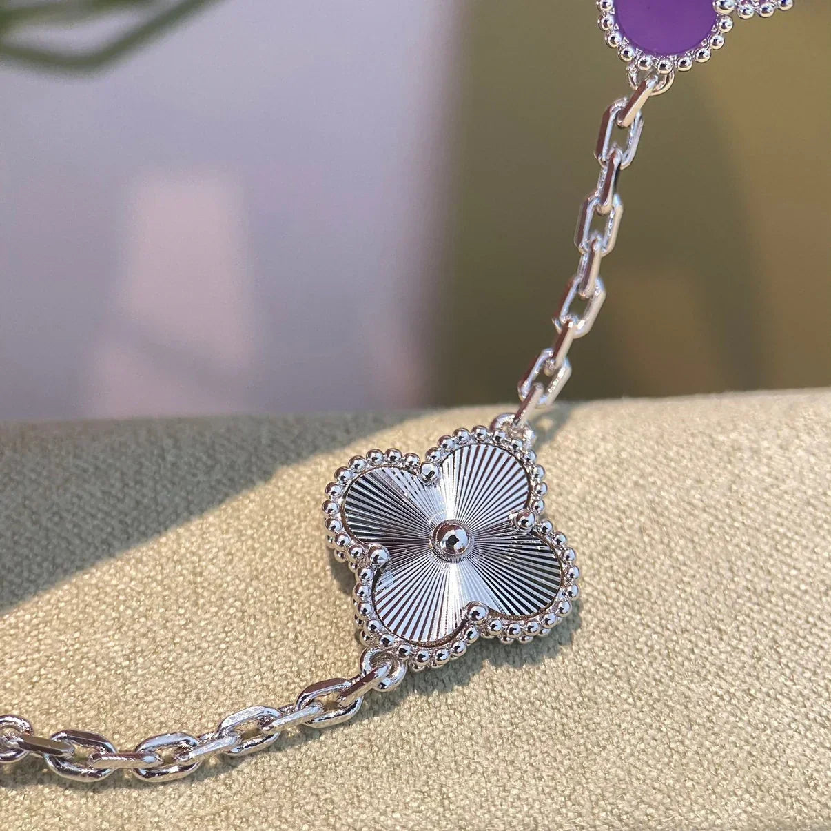 [Mystic] CLOVER 5 MOTIF VIOLET BRACELET COLLECTION