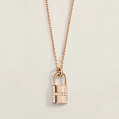 [Demi jewelry]HM ADVANCED NICHE LOCK HEAD NECKLACE DIAMONDS