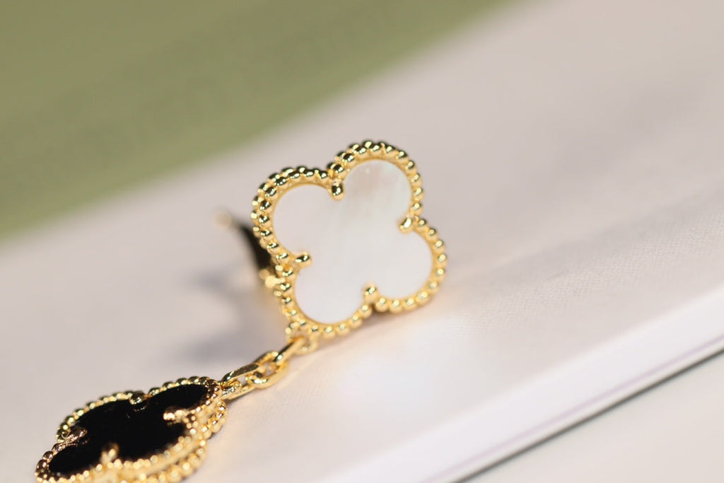[Demi jewelry]CLOVER EARRINGS GOLD ONYX MOP 3 MOTIF