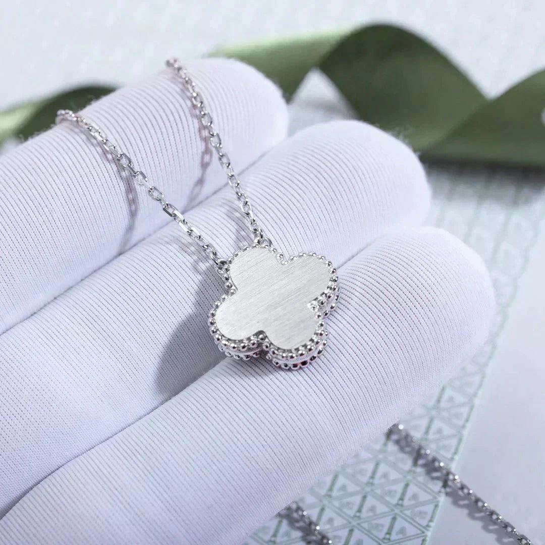 [Demi jewelry]CLOVER  15MM DIAMOND LASER NECKLACE SILVER