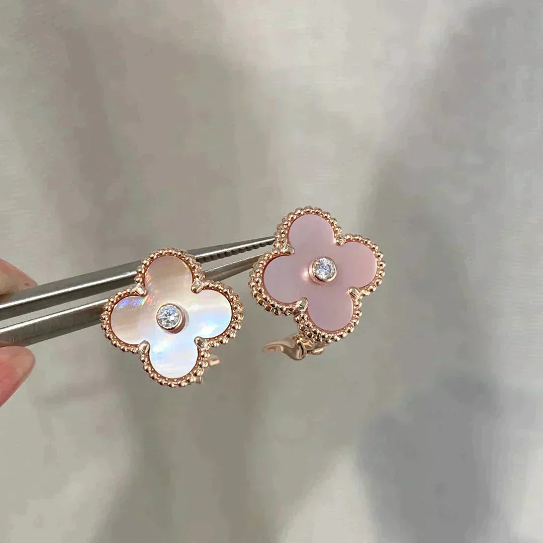 [Demi jewelry]CLOVER MEDIUM 1 MOTIFS  PINK MOP DIAMOND EARRINGS