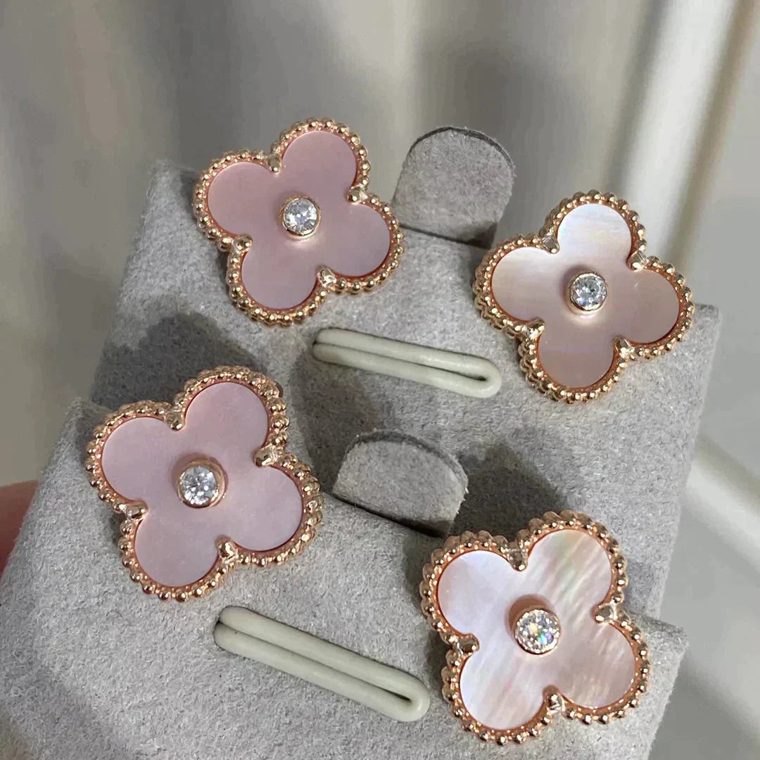 [Demi jewelry]CLOVER MEDIUM 1 MOTIFS  PINK MOP DIAMOND EARRINGS