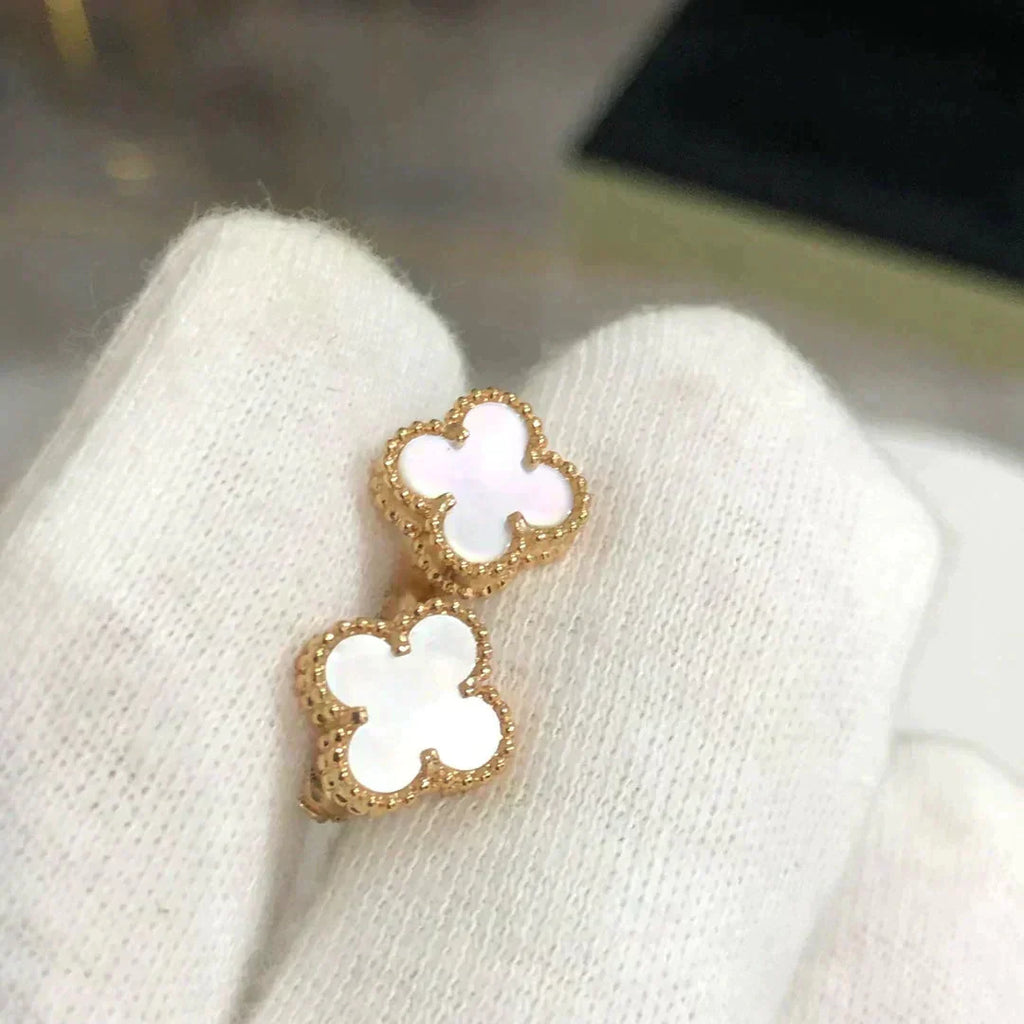[Demi jewelry]CLOVER MINI 9.5MM WHITE MOP EARRINGS