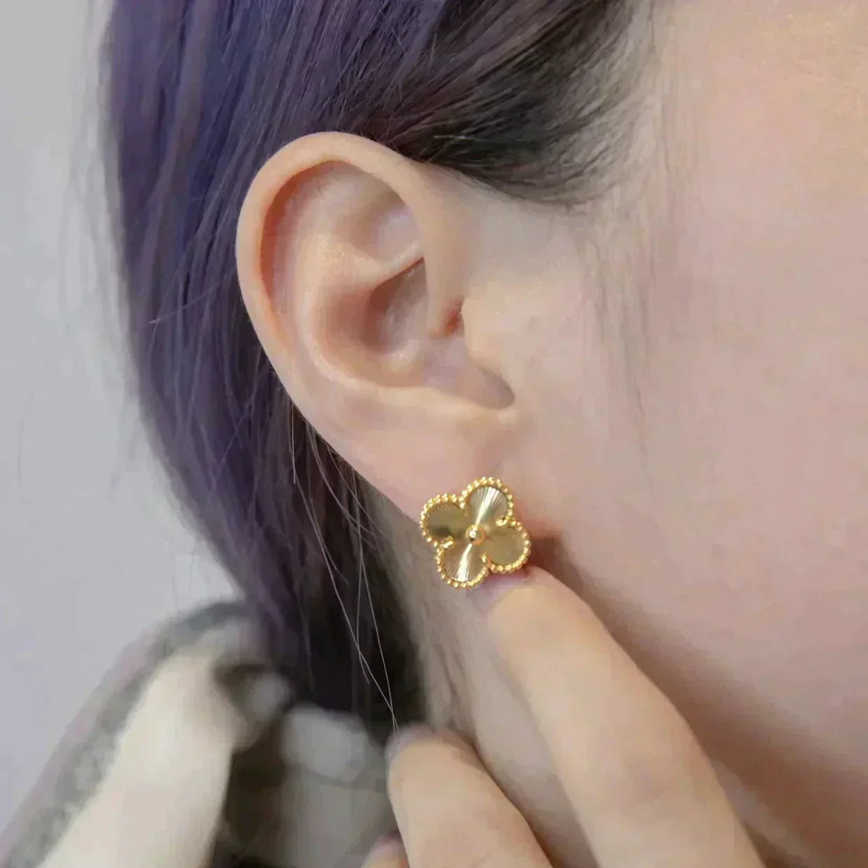 [Demi jewelry]CLOVER MEDIUM 1 MOTIFS LASER EARRINGS