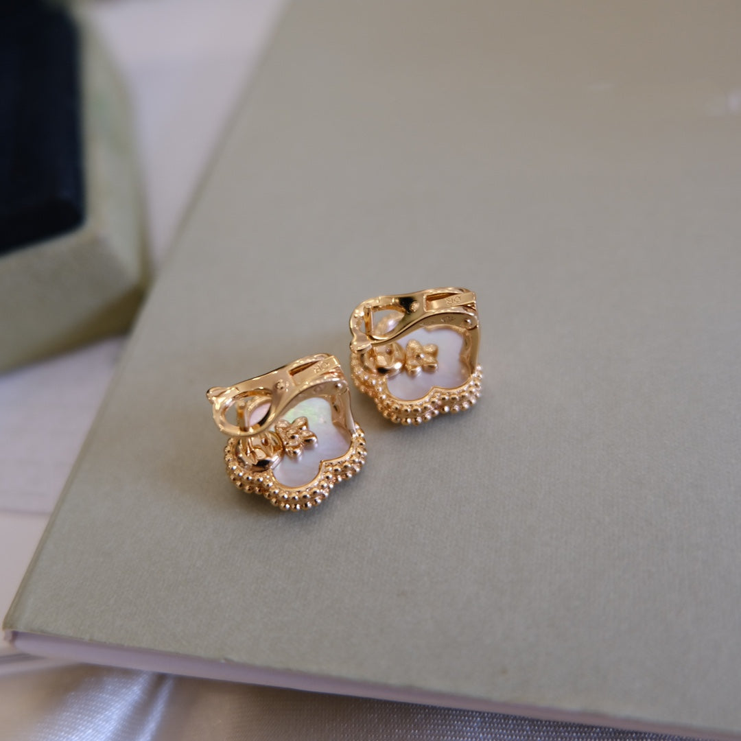 [Demi jewelry]LUCKY PINK GOLD WHITE MOP EARRINGS
