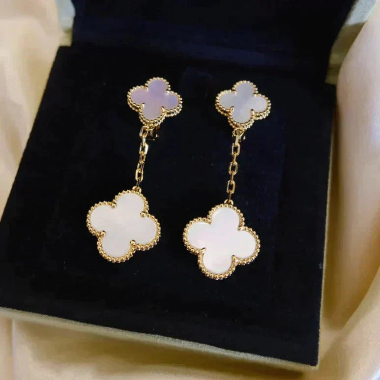 [Demi jewelry]CLOVER 2 MOTIF WHITE MOP EARRINGS
