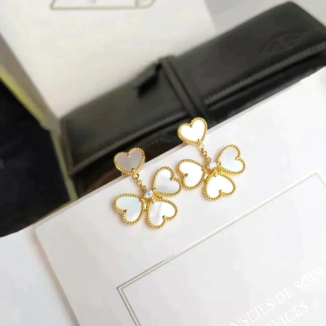 [Demi jewelry]CLOVER SWEET WHITE MOP EARRINGS