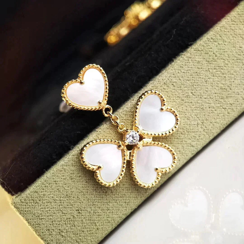 [Demi jewelry]CLOVER SWEET WHITE MOP EARRINGS