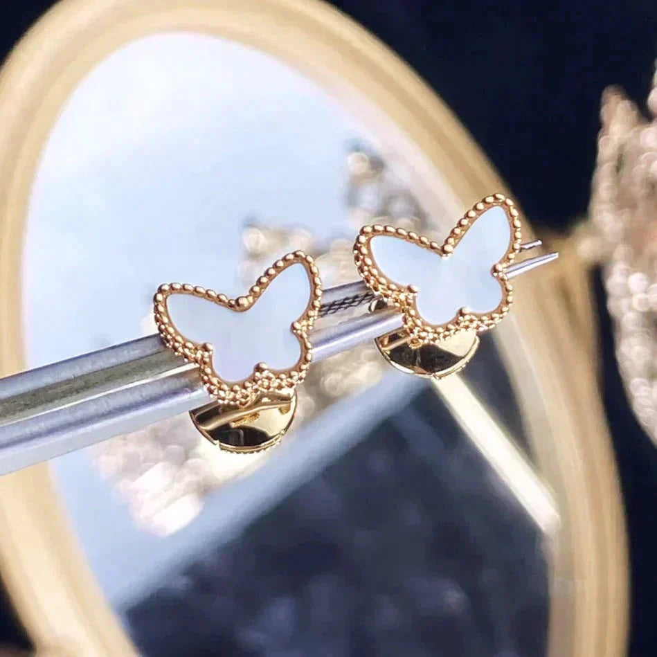 [Demi jewelry]SWEET BUTTERFLY MOP EARSTUDS