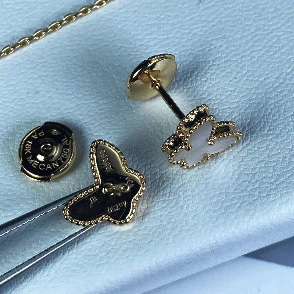[Demi jewelry]SWEET BUTTERFLY MOP EARSTUDS