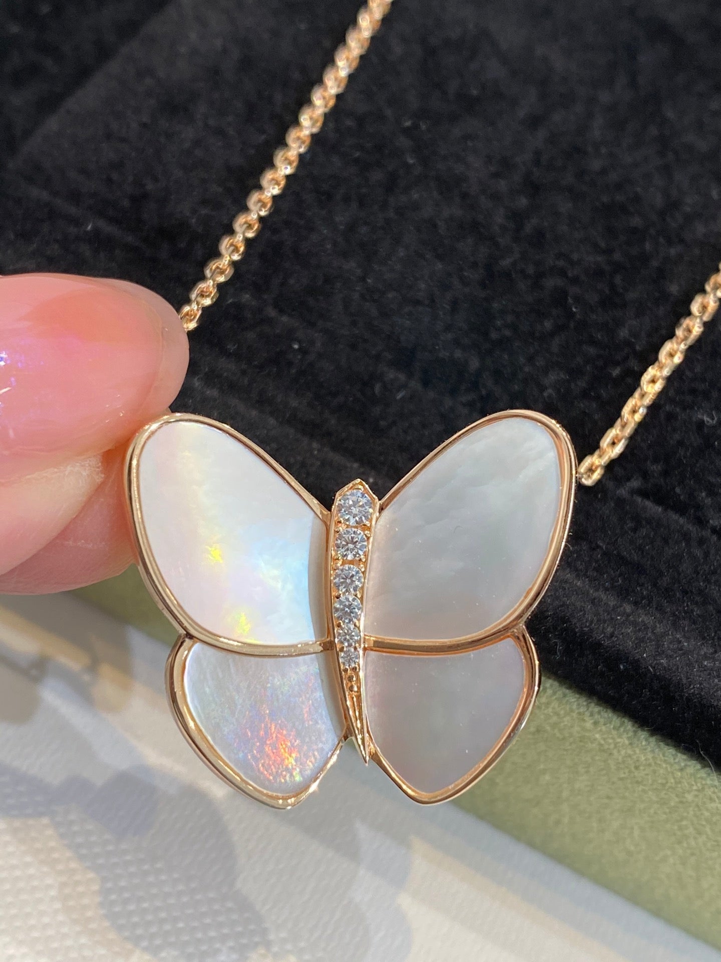 [Demi jewelry]BUTTERFLY GOLD MOP DIAMOND NECKLACE