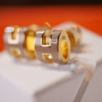 [Demi jewelry]MINI POP H GOLD EARRINGS GREY