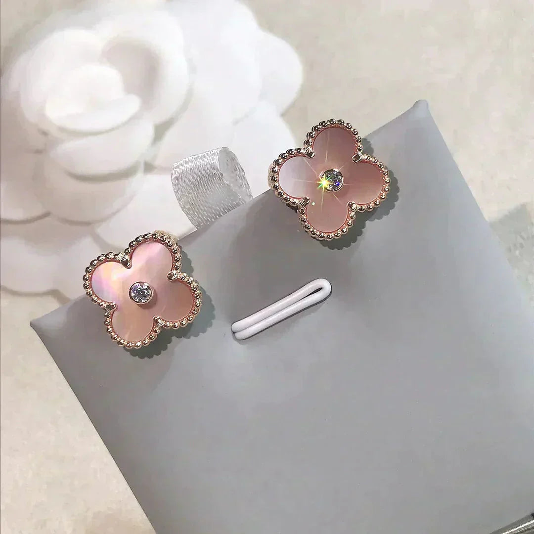[Demi jewelry]CLOVER MEDIUM 1 MOTIFS  PINK MOP DIAMOND EARRINGS
