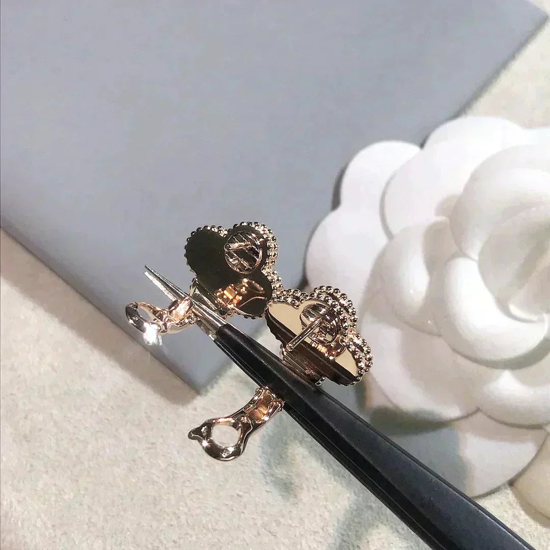 [Demi jewelry]CLOVER MEDIUM 1 MOTIFS  PINK MOP DIAMOND EARRINGS
