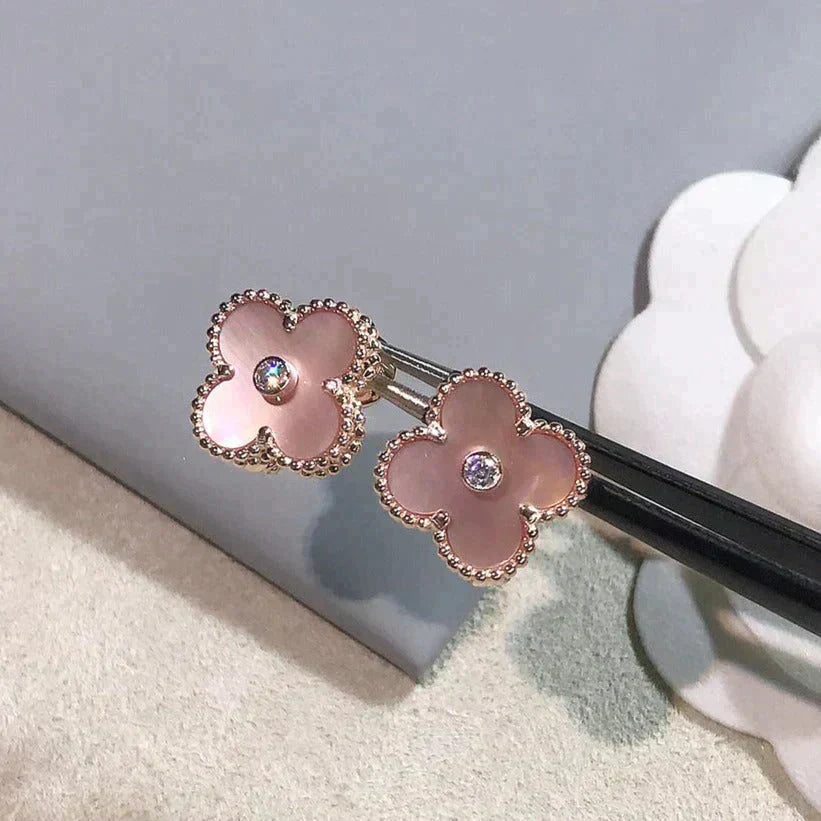 [Demi jewelry]CLOVER MEDIUM 1 MOTIFS  PINK MOP DIAMOND EARRINGS