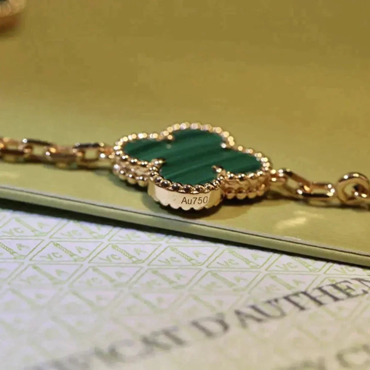 [Mystic] CLOVER 5 MOTIF MALACHITE BRACELET COLLECTION