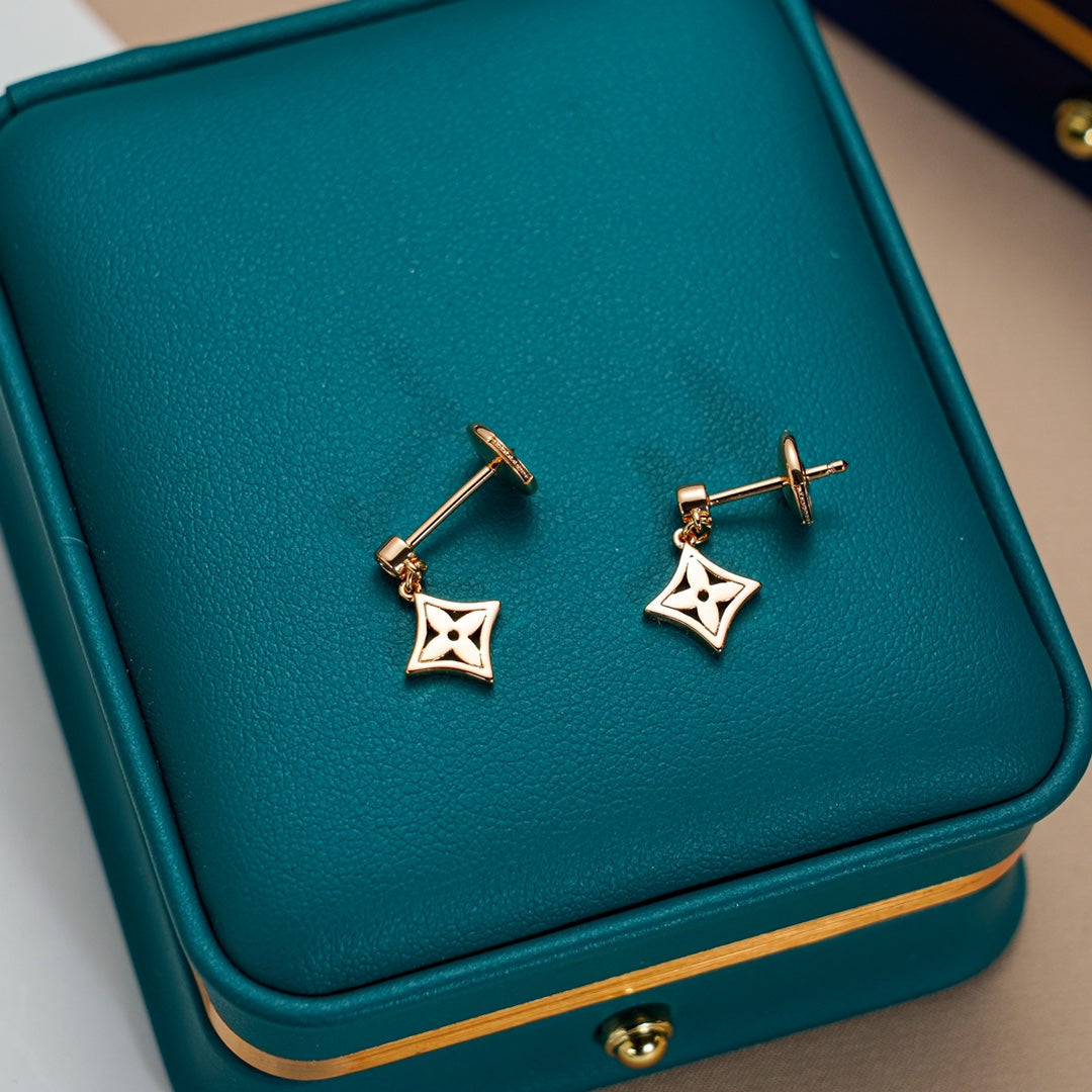 [Mystic]STAR EARRINGS GOLD