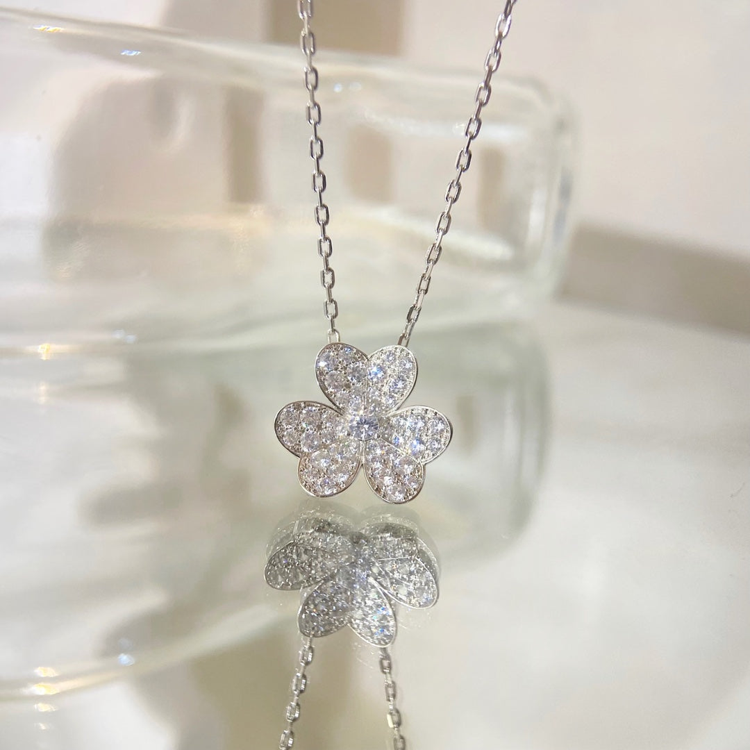[Demi jewelry]FLOWER DIAMOND NECKLACE