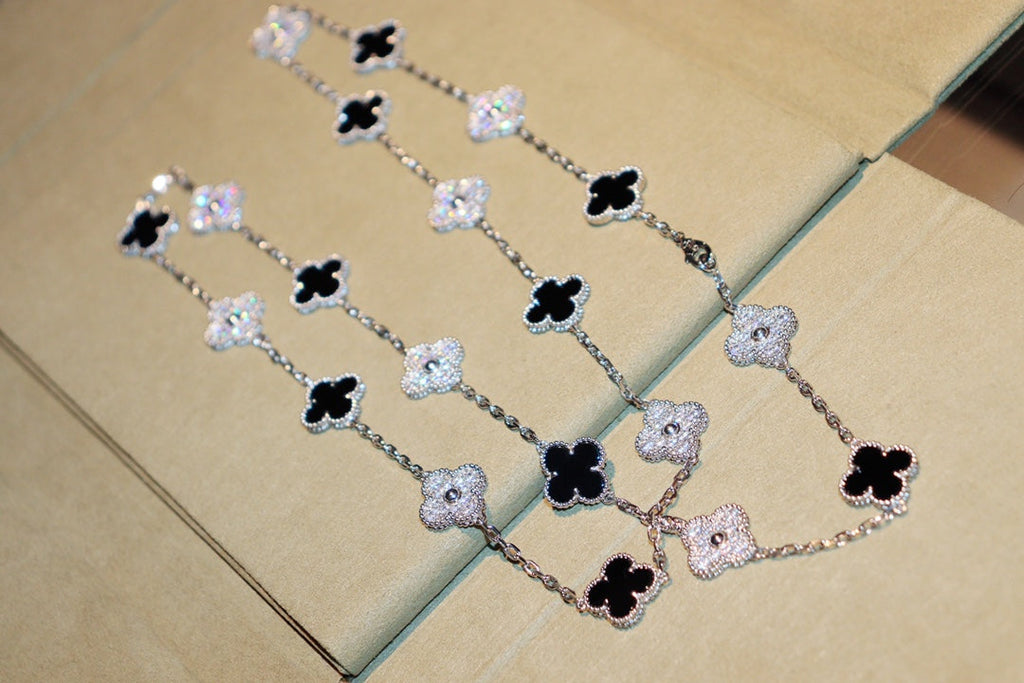[Demi jewelry]CLOVER 20 MOTIFS ONYX DIAMOND SILVER
