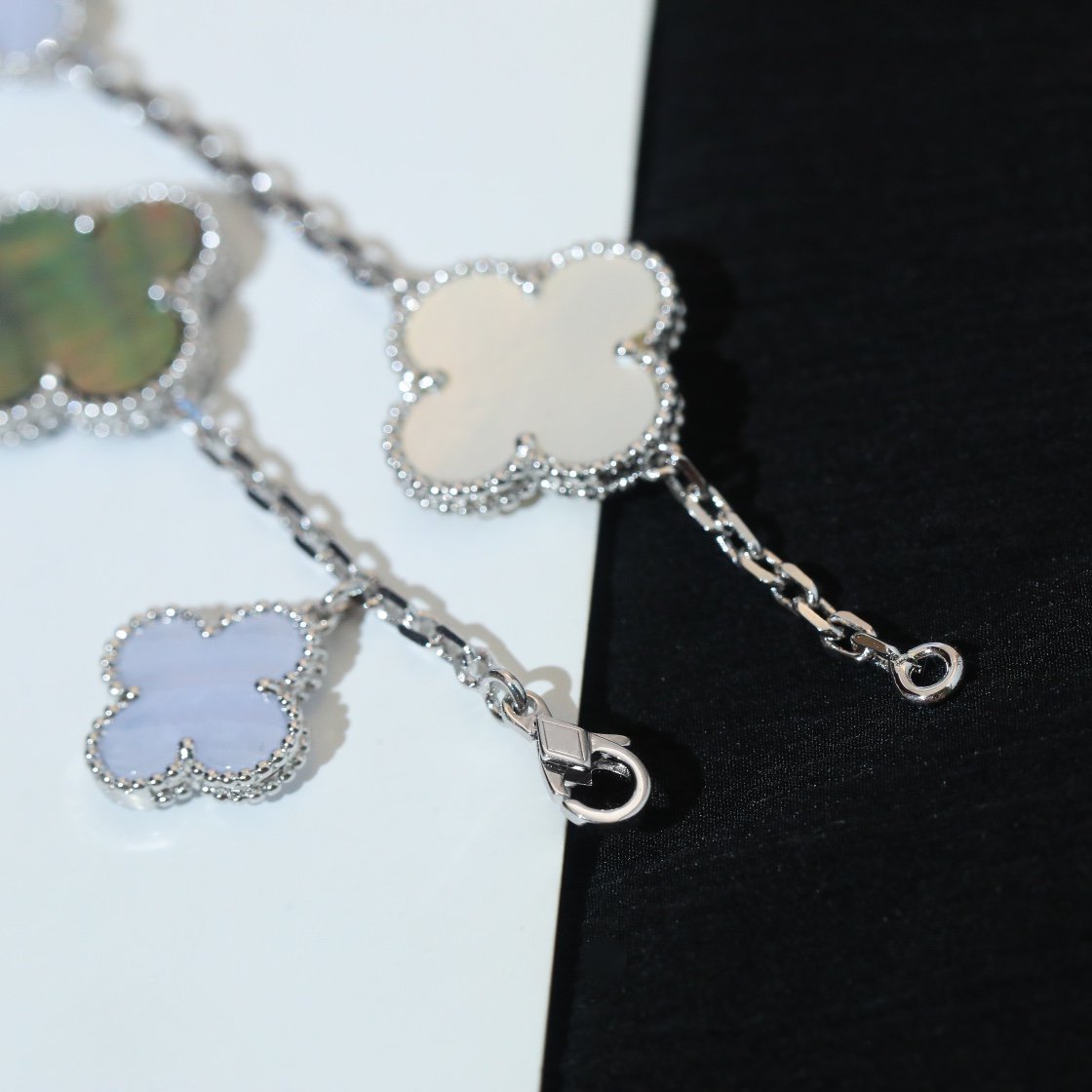 [Demi jewelry]CLOVER BRACELET 5 MOTIFS MOP CHALCEDONY SILVER