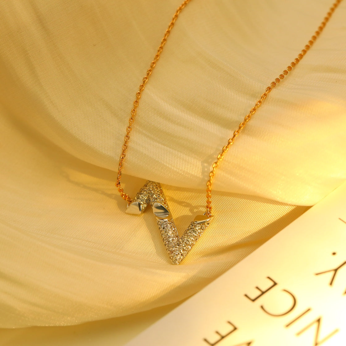 [Demi jewelry]VOLT SILVER DIAMOND PEDANT NECKLACE