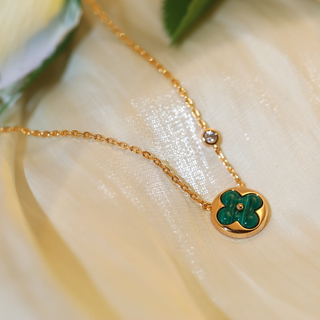 [Mystic]SUN PEDANT PINK GOLD 1 DIAMOND NECKLACE