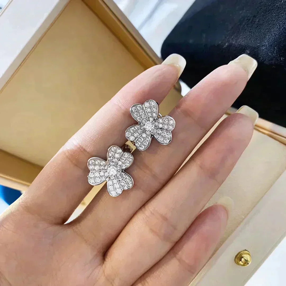 [Demi jewelry]CLOVER COMOS DIAMOND EARRINGS SILVER