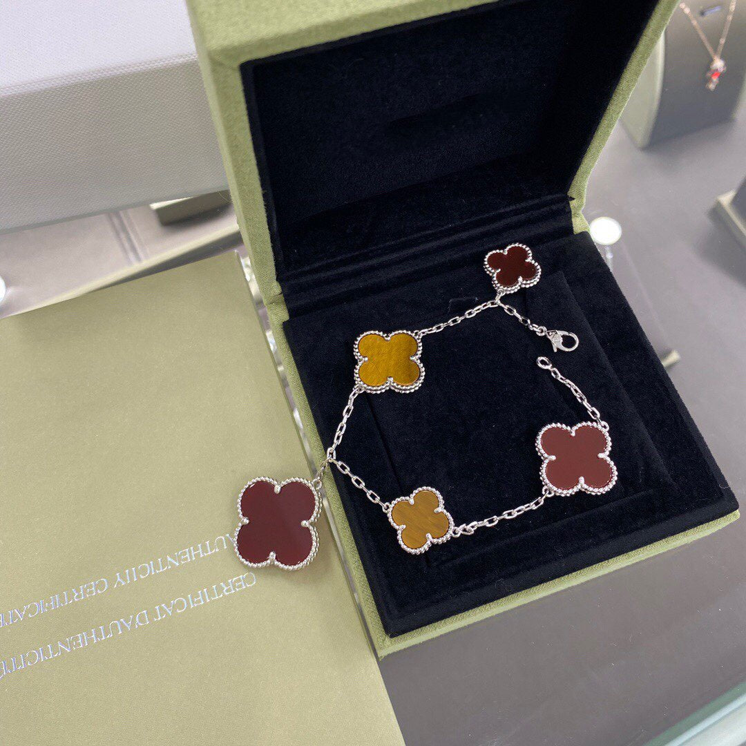 [Mystic]CLOVER 5 MOTIFS SIVLER CARNELIAN TIGER EYE BRACELET