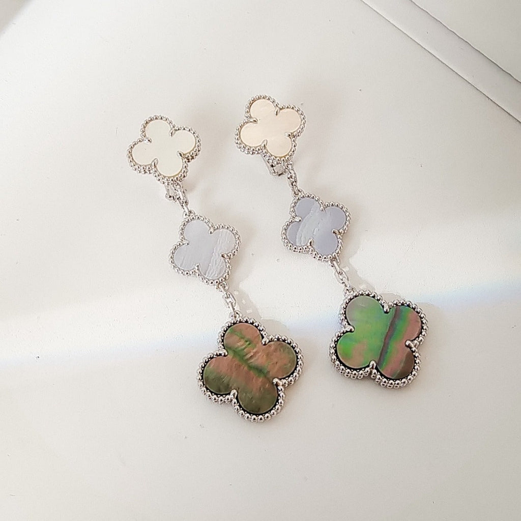[Demi jewelry]CLOVER 3 MOTIFS CHALCEDONY DARK MOP SILVER EARRINGS
