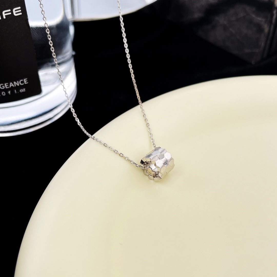 [Demi jewelry]BEE MINI PEDANT DIAMOND NECKLACE