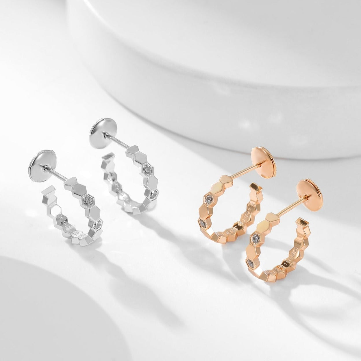 [Demi jewelry]BEE LOVE DIAMOND HOOP EARRINGS