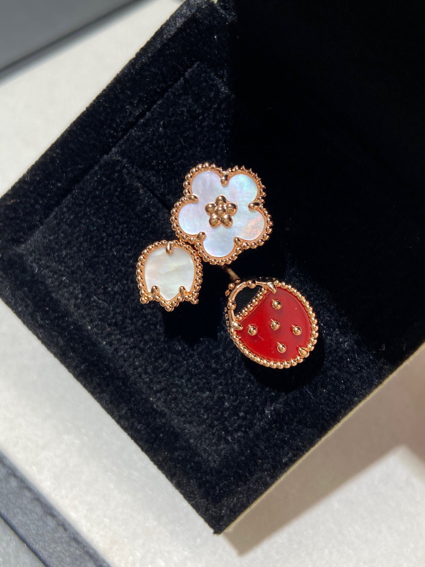 [Demi jewelry]LUCKY 3 MOTIF ROSE GOLD RING