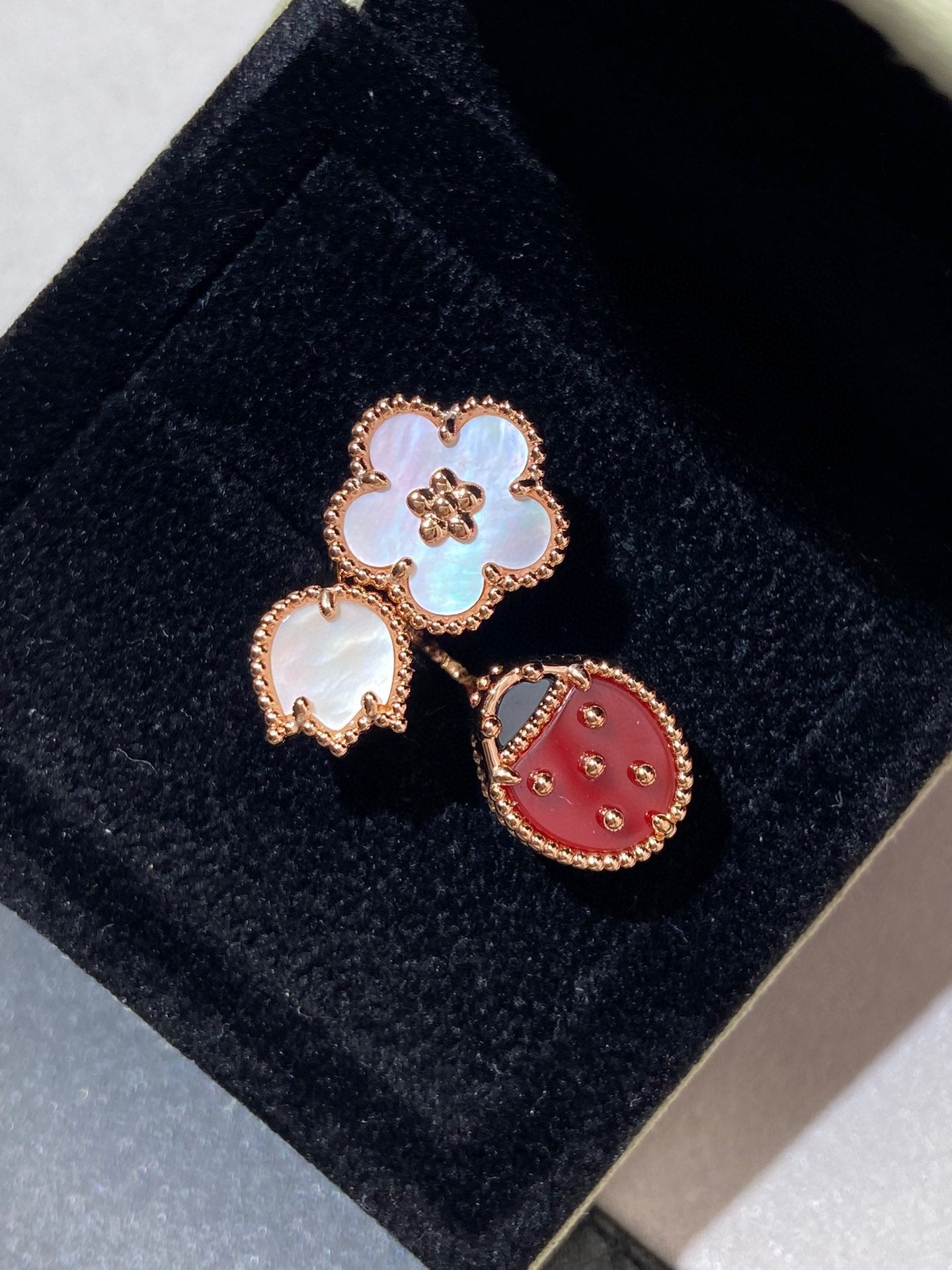 [Demi jewelry]LUCKY 3 MOTIF ROSE GOLD RING