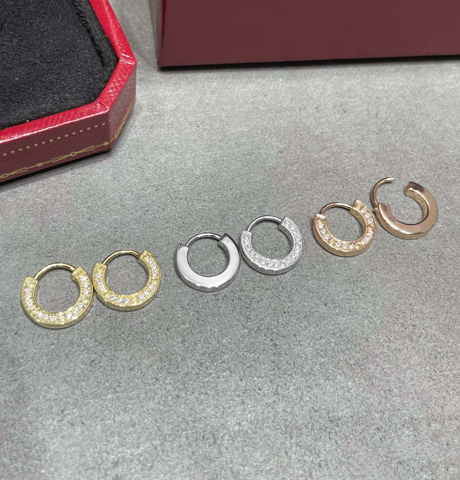 [Demi jewelry]LOVE DIAMOND EARRINGS