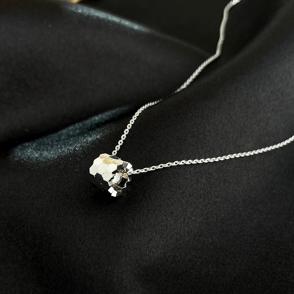 [Demi jewelry]BEE MINI NECKLACE
