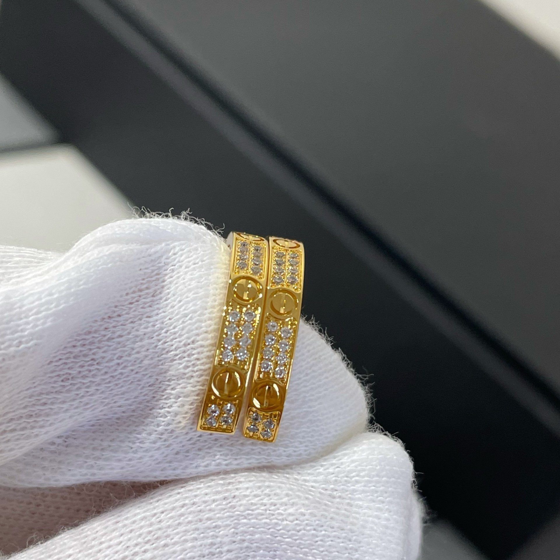 [Demi jewelry]LOVE DIAMOND GOLD HOOP EARRINGS