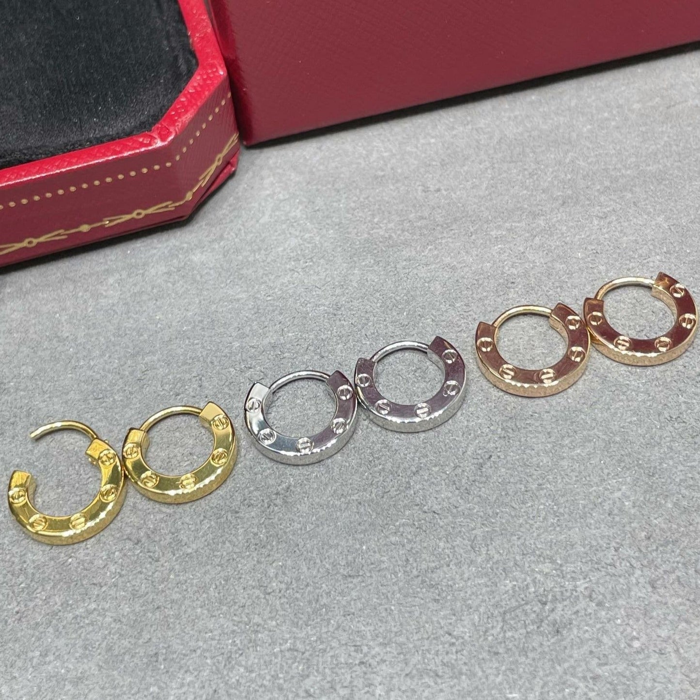 [Mystic]LOVE MINI EARRINGS