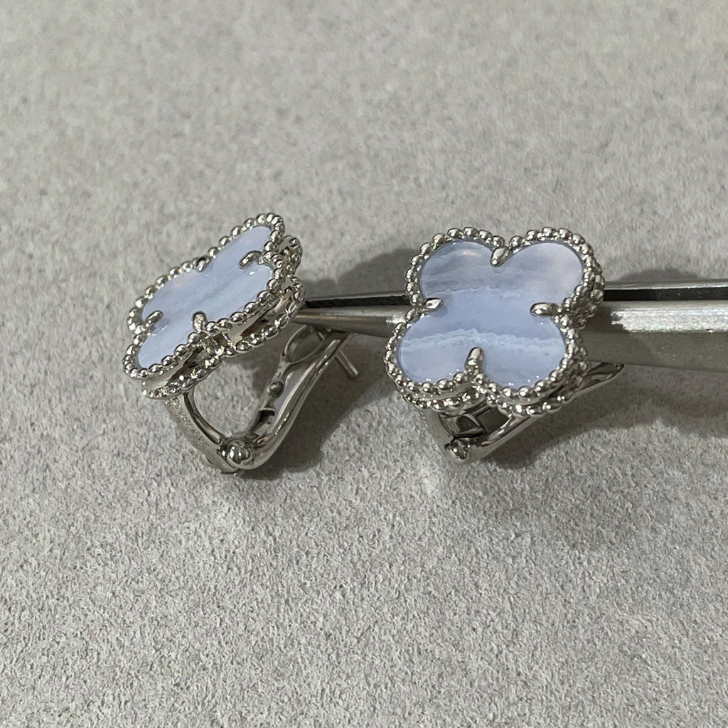 [Demi jewelry]CLOVER CHALCEDONY SILVER STUD EARRINGS