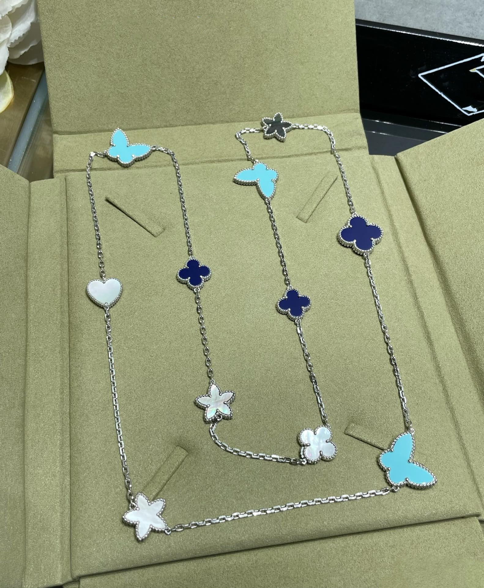 [Demi jewelry]LUCKY CLOVER SILVER 11 MOTIF NECKLACE