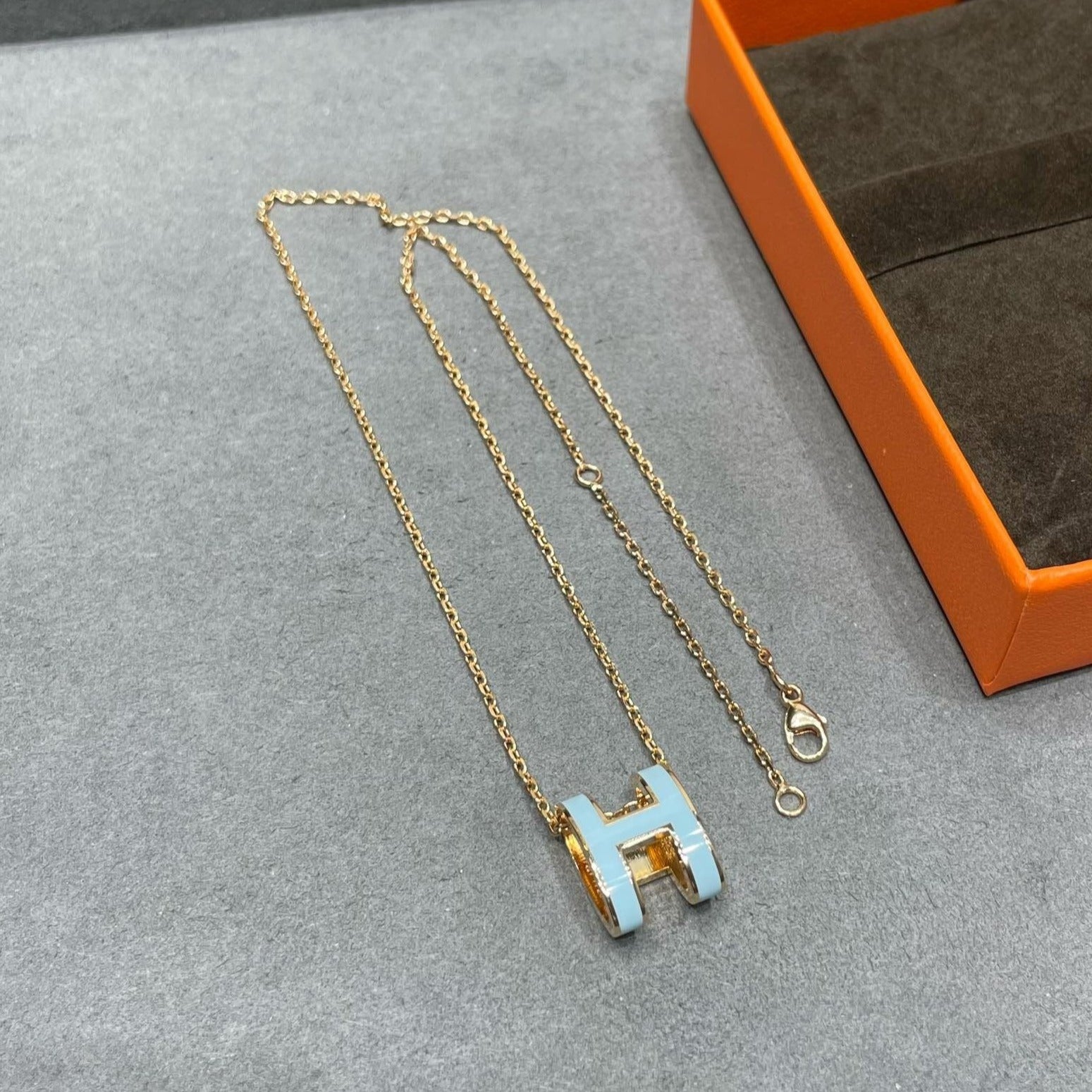 [Demi jewelry]POP H SKY BLUE NECKLACE