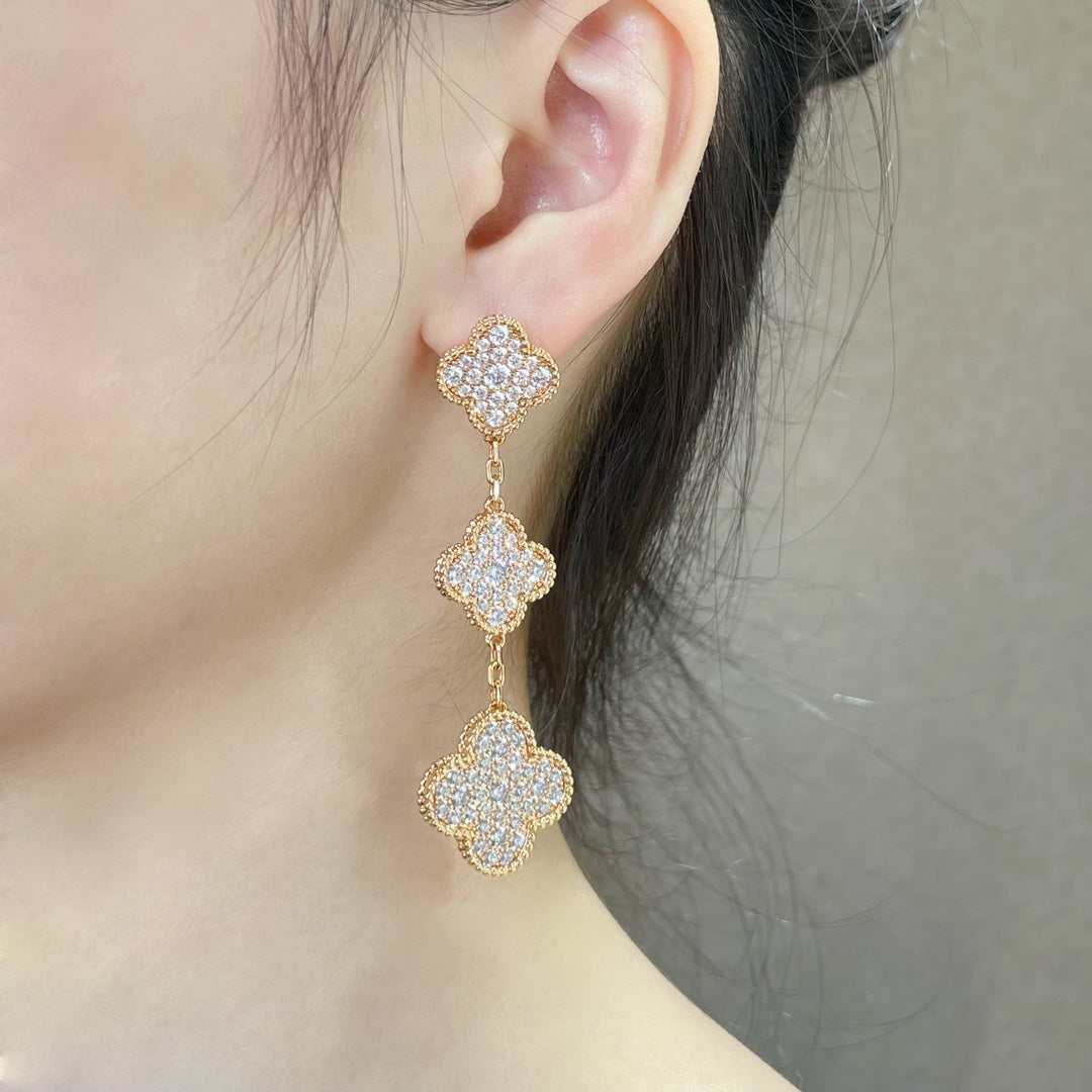 [Demi jewelry]CLOVER 3 MOTIFS DIAMOND PAVED ROSE GOLD EARRINGS