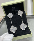 [Demi jewelry]CLOVER 2 MOTIFS DIAMOND PAVED SILVER EARRINGS