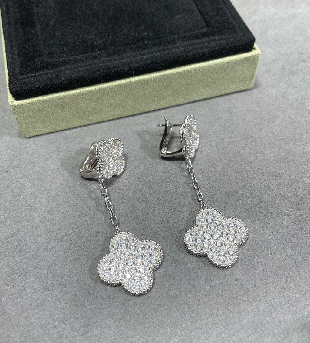 [Demi jewelry]CLOVER 2 MOTIFS DIAMOND PAVED SILVER EARRINGS