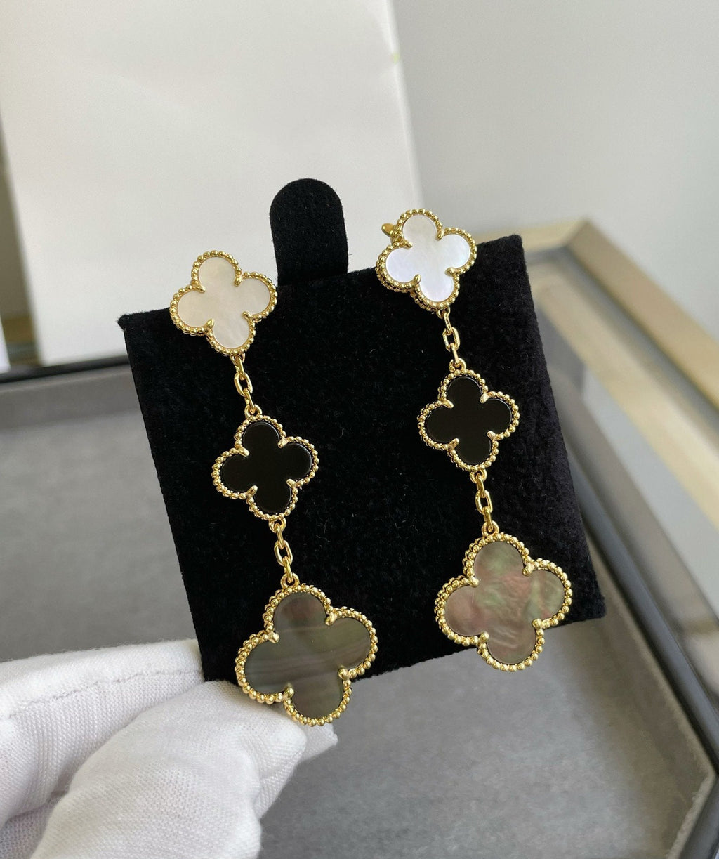 [Demi jewelry]CLOVER 3 MOTIF MOP ONYX DARK MOP PINK GOLD EARRINGS