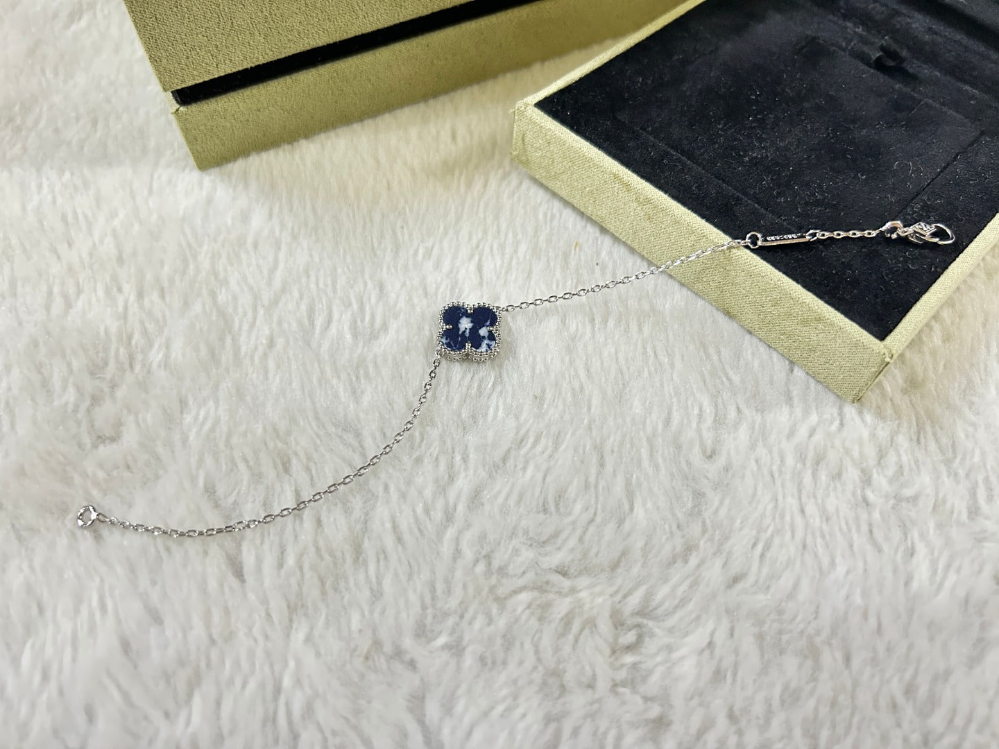 [Demi jewelry]CLOVER 1 MOTIF PIETERSITE BRACELET