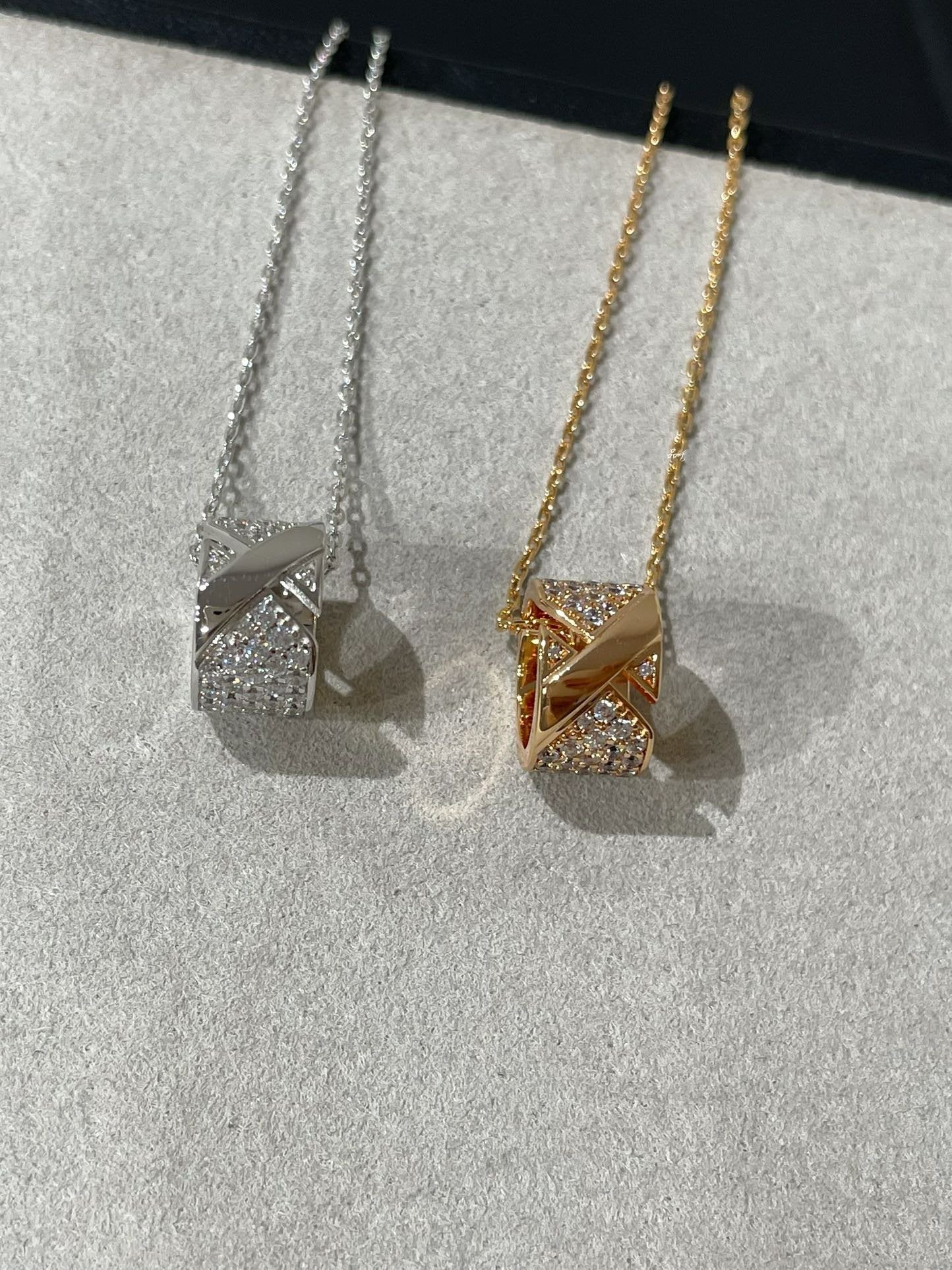 [Mystic]LIENS EVIDENCE DIAMOND PAVED NECKLACE