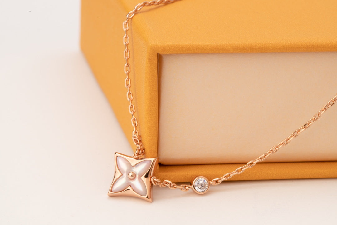 [Mystic]STAR PINK MOP 1 DIAMOND PINK GOLD NECKLACE