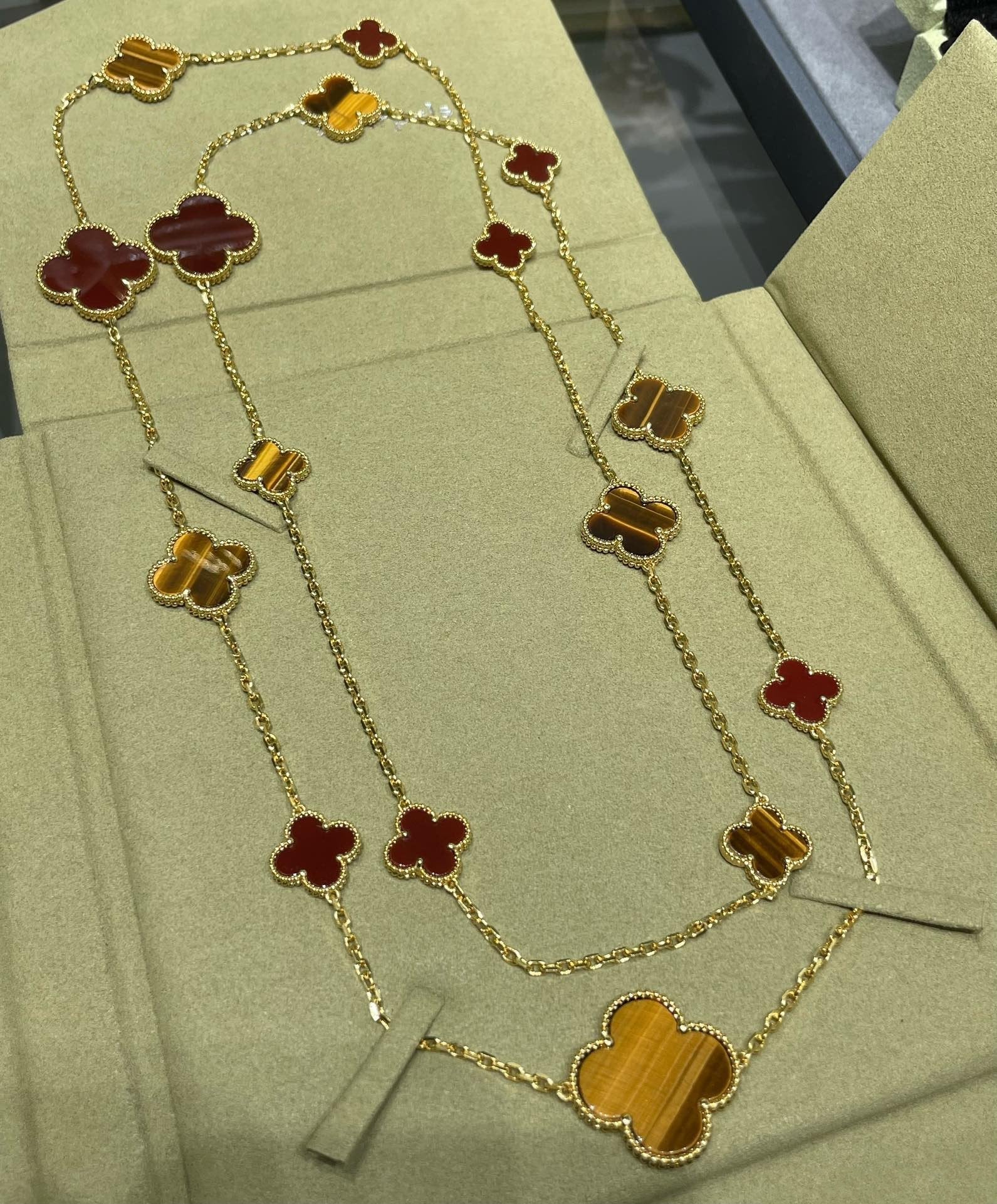 [Demi jewelry]CLOVER 16 MOTIF CARNELIAN TIGER EYE ROSE GOLD NECKLACE