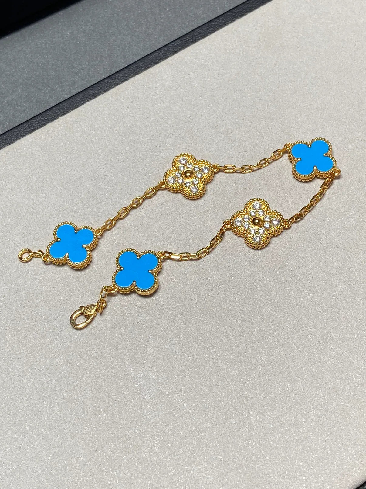 [Demi jewelry] CLOVER 5 MOTIF BLUE AGATE BRACELET COLLECTION