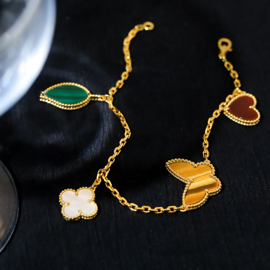 [Mystic]LUCKY SPRING 5 MOTIF GOLD BRACELET
